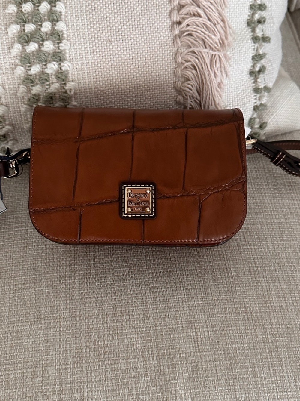 Dooney and bourke bag